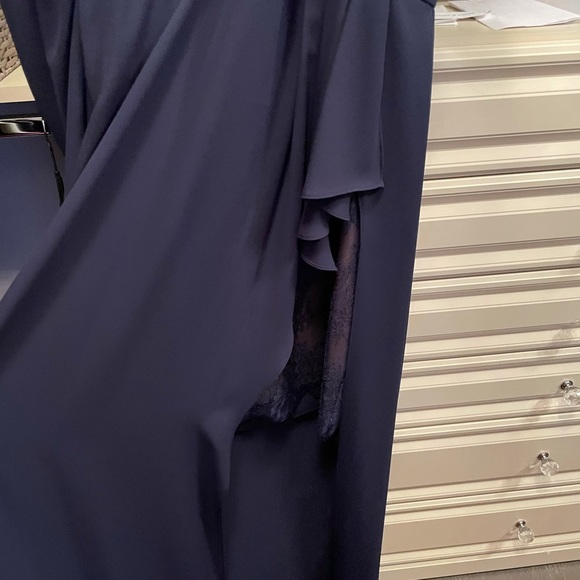 BCBGMaxAzria - Picture 2 of 10